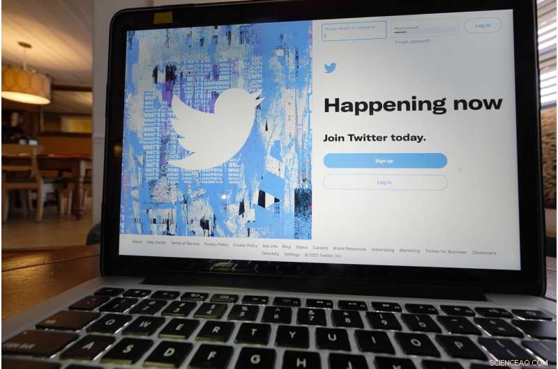Twitter Discontinues Ephemeral Messaging Feature