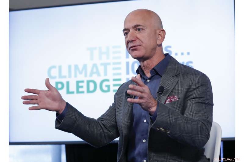 Jeff Bezos Donates $200 Million to Smithsonian National Air and Space Museum