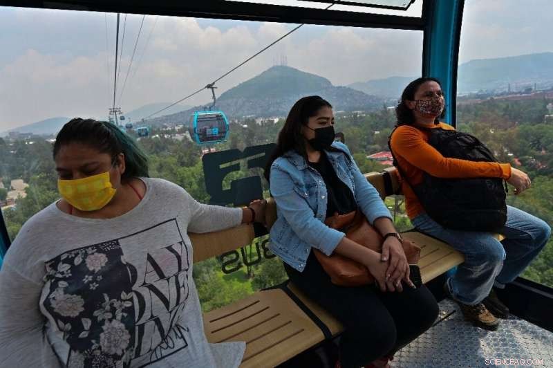 Mexico City Launches Cablebus Aerial Tramway to Ease Traffic Congestion