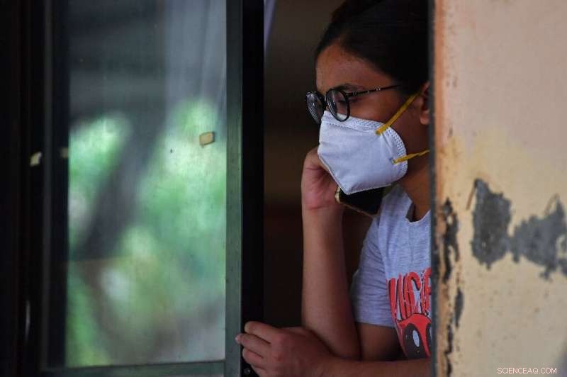 Vodafone India Seeks Mobile Fee Payment Extension Amid Debt and Competition