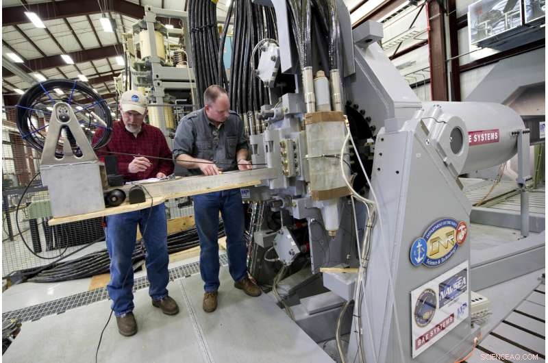 U.S. Navy Abandons Electromagnetic Railgun, Prioritizes Hypersonic Missile Development