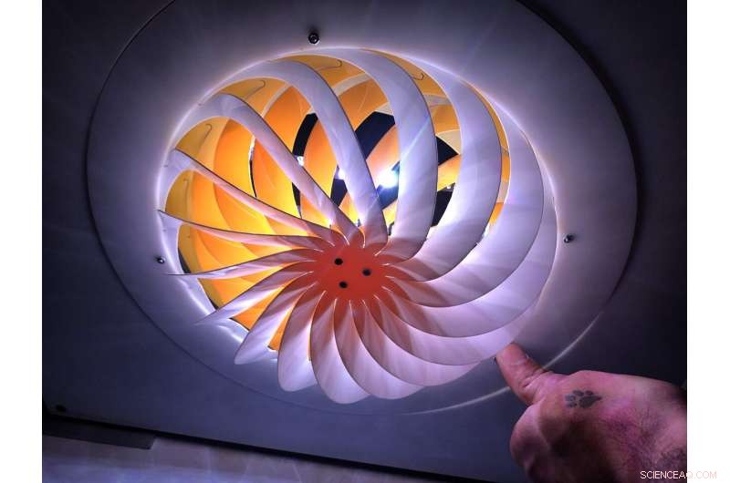 Kiriform Structures: Harnessing Buckling for Stable and Deployable Designs