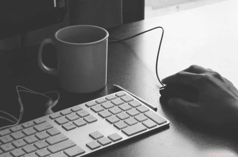 How Mouse Movements Reveal Your Behavior and Personal Information