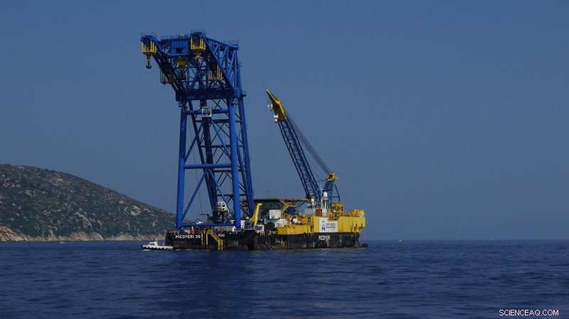 Advanced Modeling System for Enhanced Control of Heavy-Lift Crane Vessels