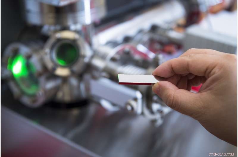 Breakthrough: Super-Elastic High-Entropy Elinvar Alloy Maintains Stiffness at 1000K