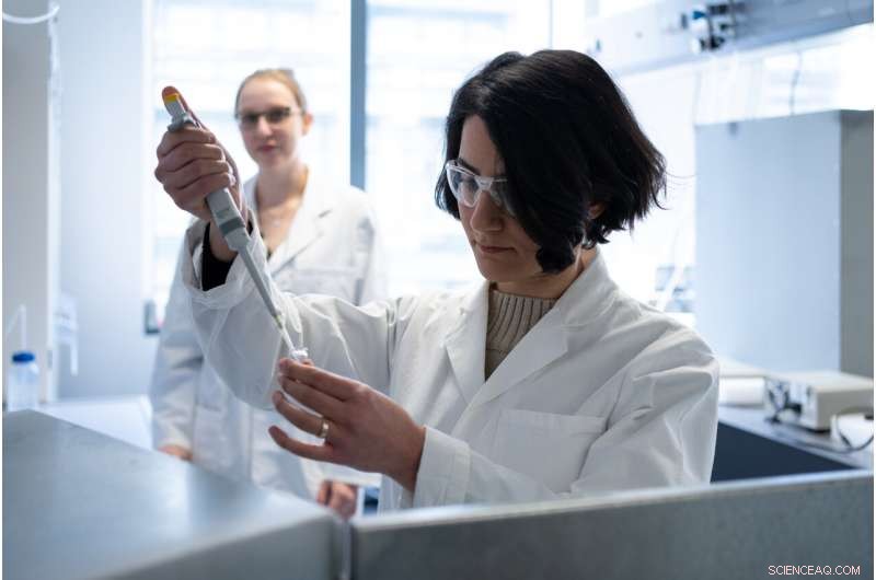 Breakthrough Discovery: High Energy Storage at Water-Metal Interfaces