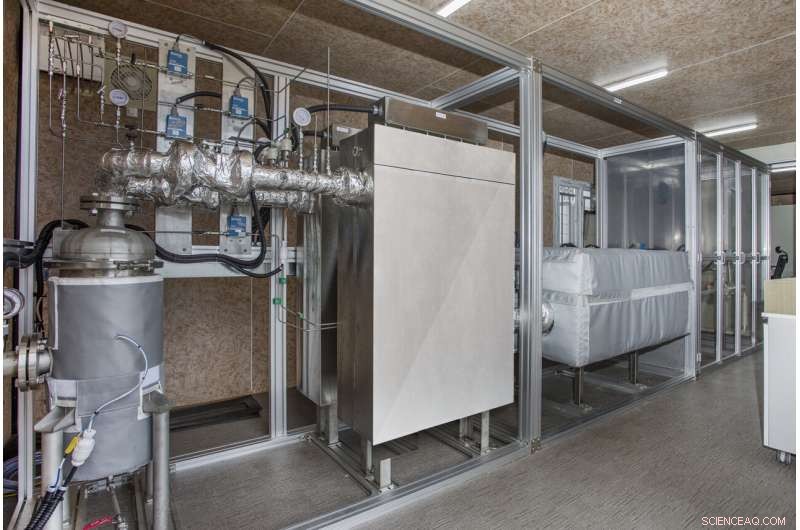 Advanced Low-Temperature DeNOx Catalyst for Energy-Efficient NOx Reduction in Industrial Emissions