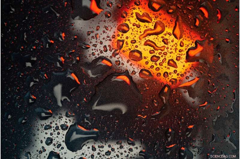 Charged Ion Behavior at Solid-Aqueous Interfaces: Insights from Ruhr-Universität Bochum Research