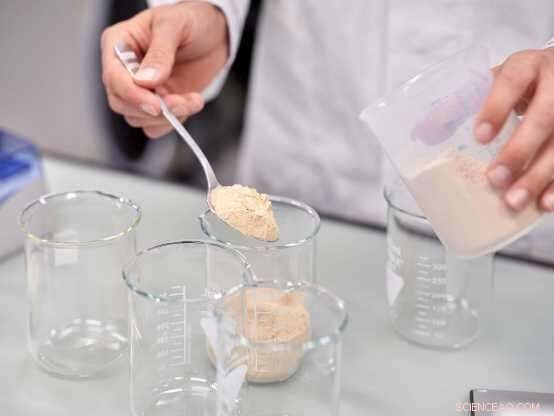 Algae-Prawn Innovation: A Sustainable Seafood Choice for Marine Conservation