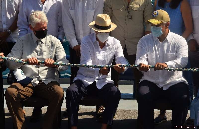 Ecuador Expands Marine Protected Area Around Galapagos Islands