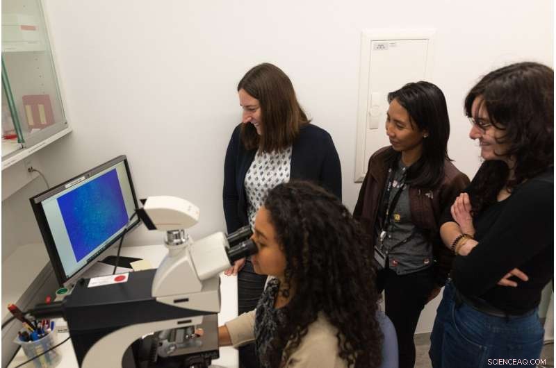 Unexpected Oxygen Production by Microbes in Deep Ocean