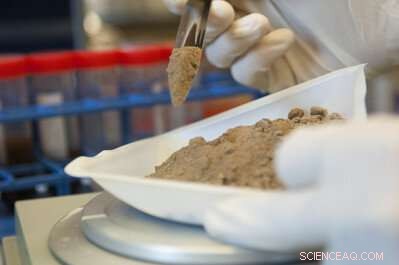 Novel Compound Shows Promise Against Multidrug-Resistant Bacteria