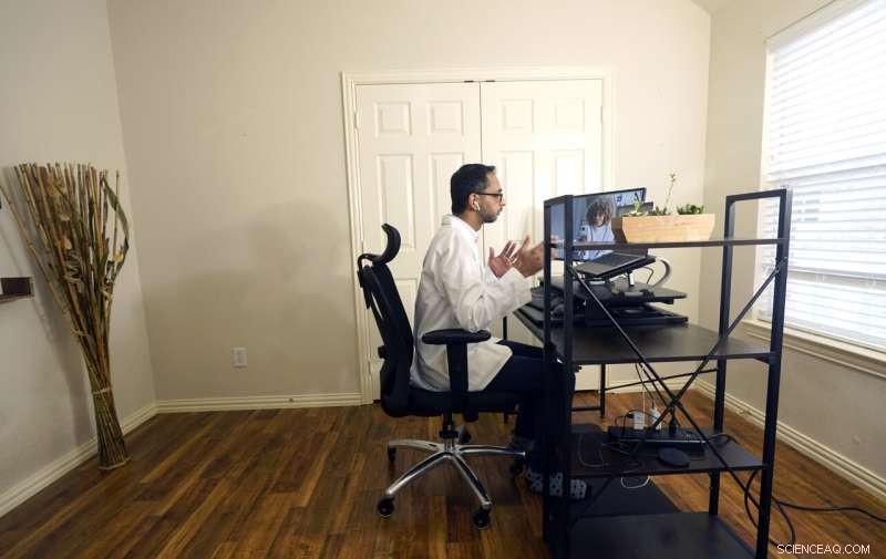 Post-Pandemic Fitness: Will Virtual Workouts Lose Their Appeal?