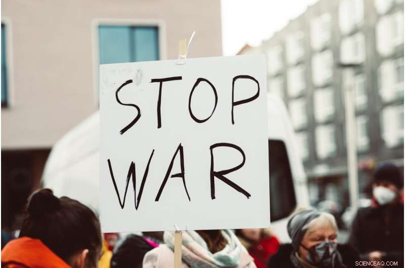 Russian Propaganda in Donbas: A Study Reveals Long-Term Failures