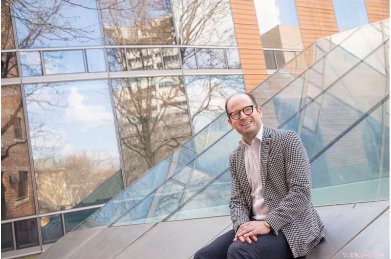 Group Decision-Making: Does Collaboration Lead to More Balanced Outcomes?