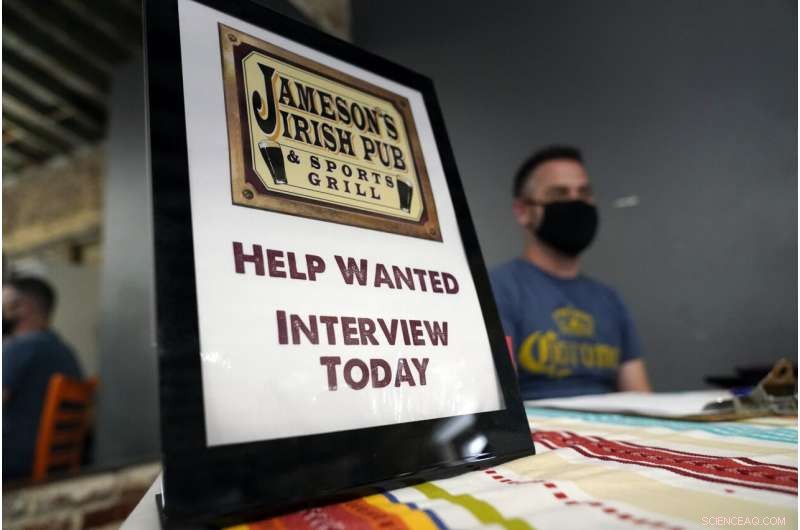 California Unemployment Drops to 5.4% Amid Strong Job Growth