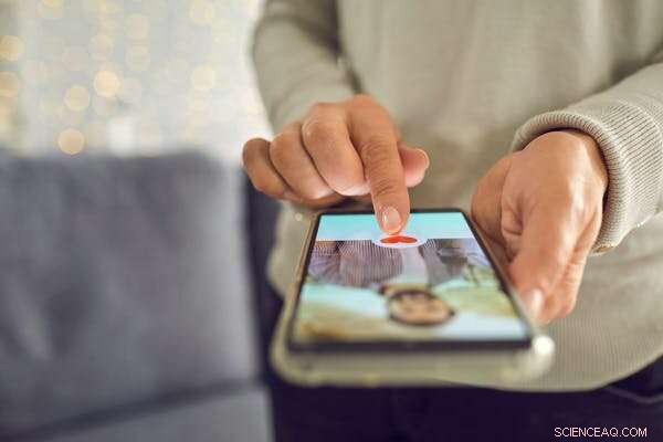 Decoding Dating App Behavior: Ghosting, Backburners & More