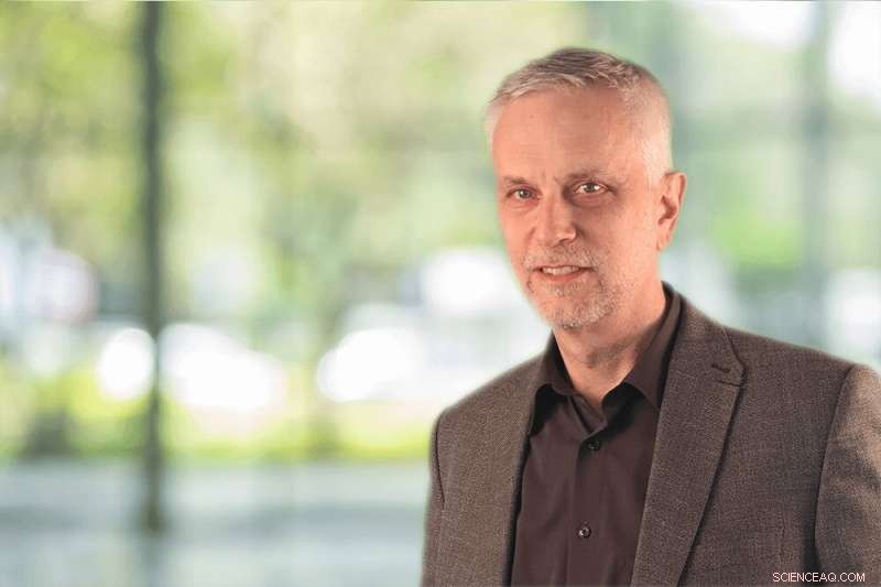 Bridging the Gap: Scientists Advocate for Stronger Policy-Science Collaboration