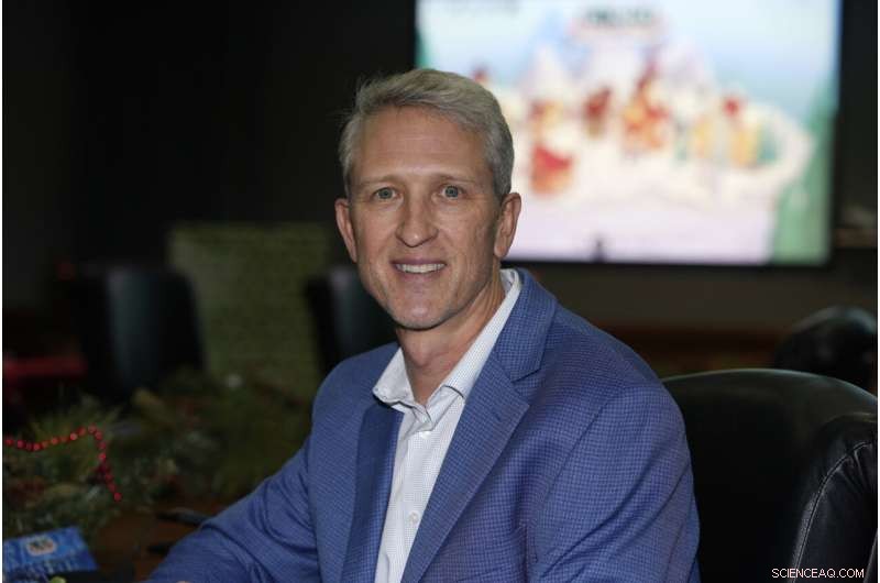 Santa Tracker: Tracking Santa s Journey – A 66-Year Tradition