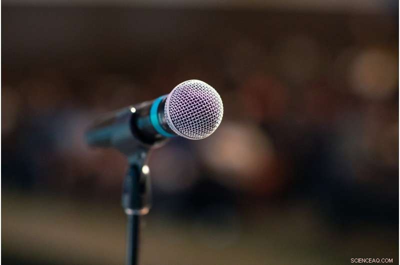 COVID-19 Communication in Italy: The Ineffectiveness of War Metaphors