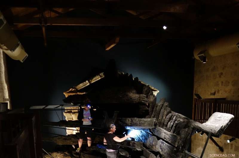 Batavia Shipwreck: Uncovering 17th-Century Dutch Maritime History