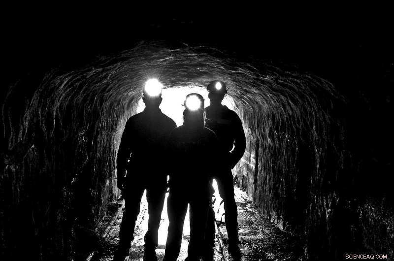 Mining Safety: Strategies to Reduce Workplace Injuries & Fatalities