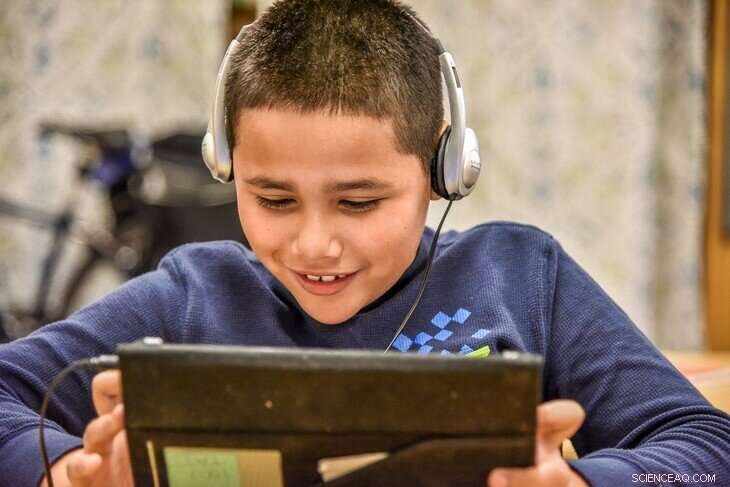 Mobile Tech & Partnerships Advance Home Literacy Research