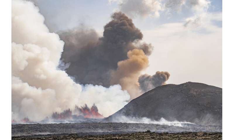 Iceland Volcano Eruption: Lava Flows and Evacuations Continue