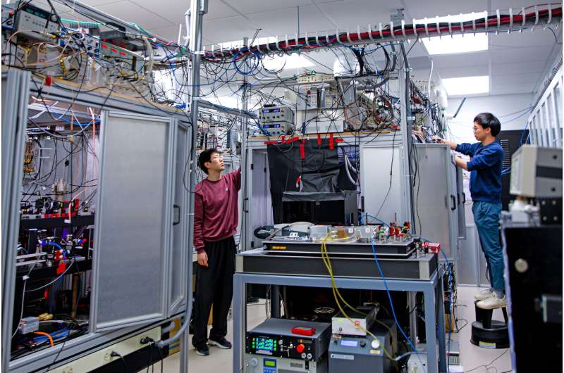 Quantum Computing Breakthrough: Physicists Achieve Ultra-Close Atomic Arrangement
