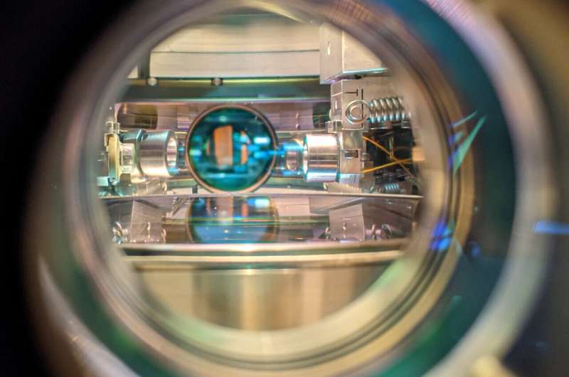 Photon-Mediated Entanglement for Generating Graph States in Atomic Ensembles