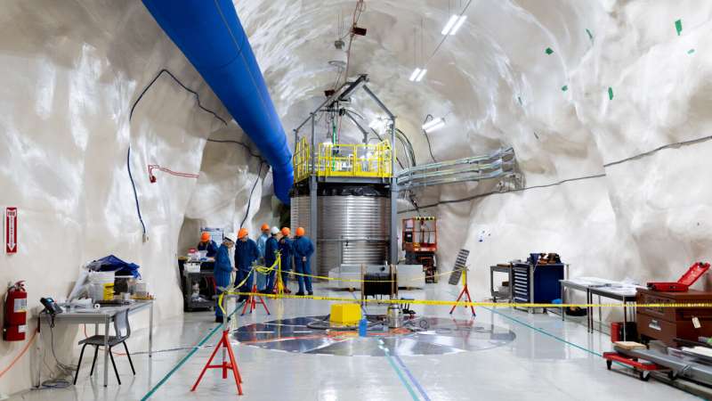 SNOLAB: Exploring Quantum Computing in a Unique Underground Environment