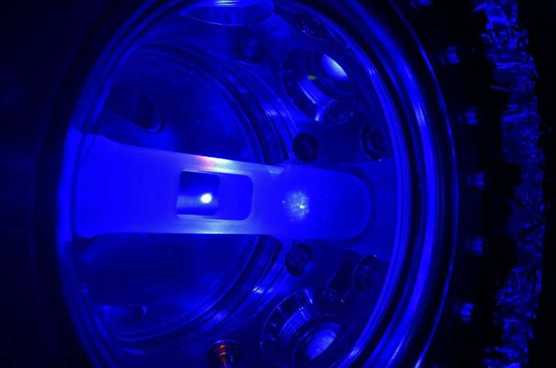 Superradiance and Time Measurement: Breakthrough with Strontium Atoms