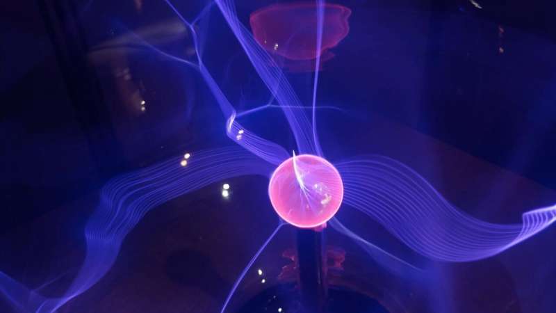 Virtual Quantum Broadcasting: A Novel Approach to Quantum Information Transmission