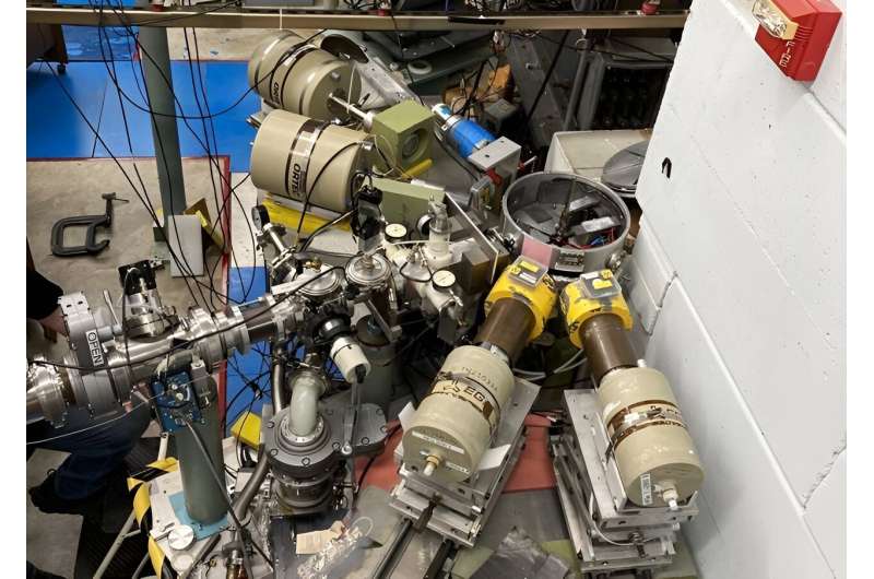 Cesium-136 Isomers: Advancing Particle Astrophysics with Novel Nuclear States