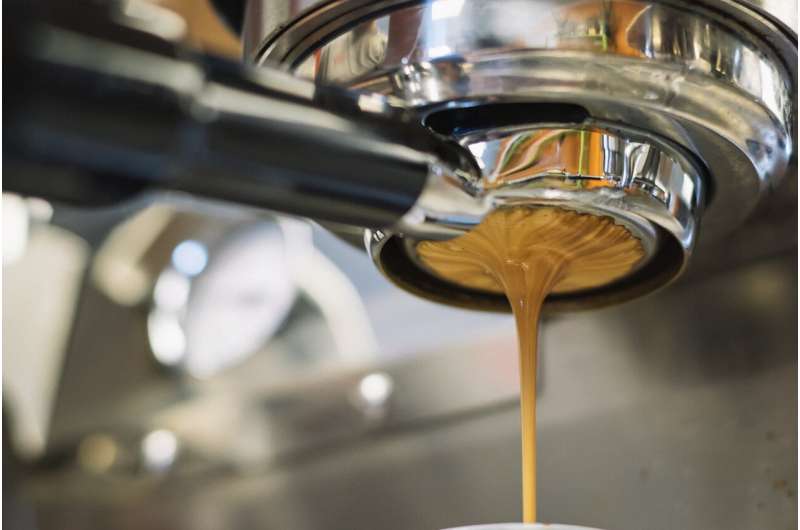 How Water Reduces Static & Improves Espresso Grind Consistency: New Study
