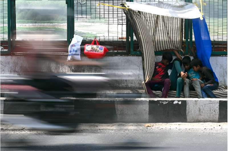 Delhi Power Demand Surges Amid Heatwave – Temperature Reading Questioned