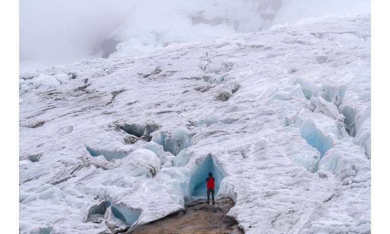 Ritacuba Blanco Glacier: A Vanishing Colombian Icon