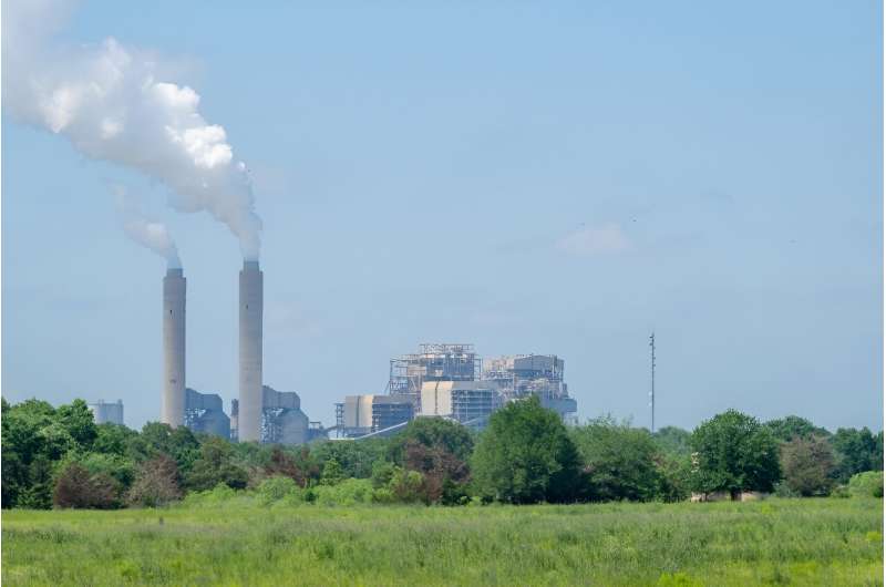 G7 Commits to Phasing Out Coal Power Plants by Mid-2030s – Environmental Concerns Raised
