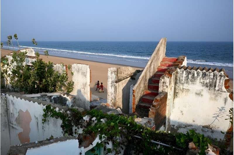 Coastal Erosion in Odisha: Indian Villages Face Displacement