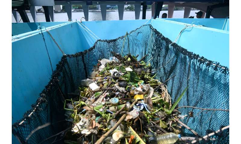Bangkok River Interceptor: Cleaning Up Plastic Pollution with The Ocean Cleanup