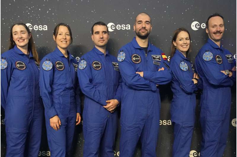 ESA Selects 5 New Astronauts: Expanding Europe s Space Exploration Program