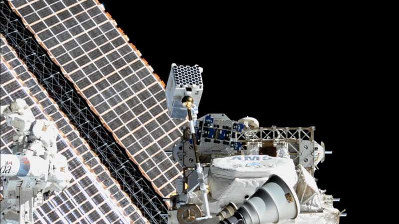 NASA Astronauts to Repair NICER X-ray Telescope on ISS