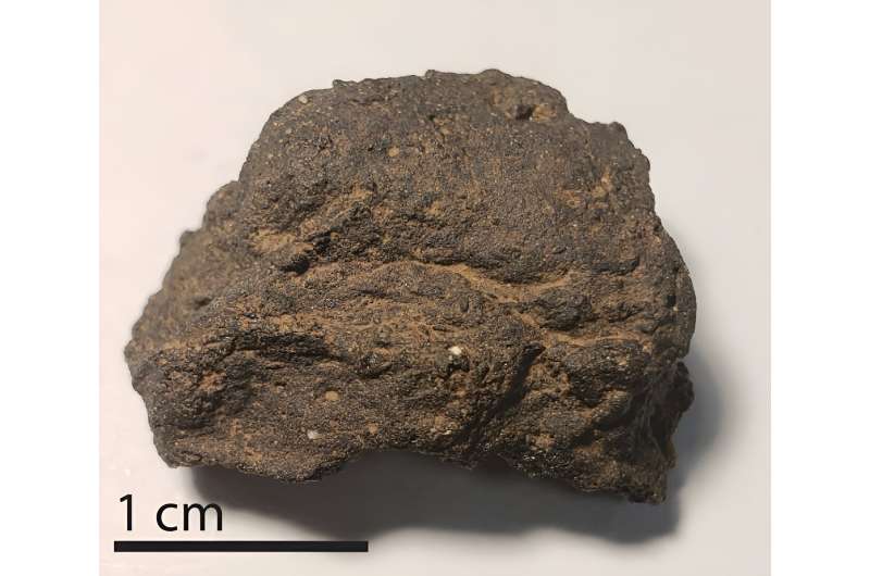 Cosmic Collision Revealed in Australian Bush Glass: Evidence from Iron Meteorites