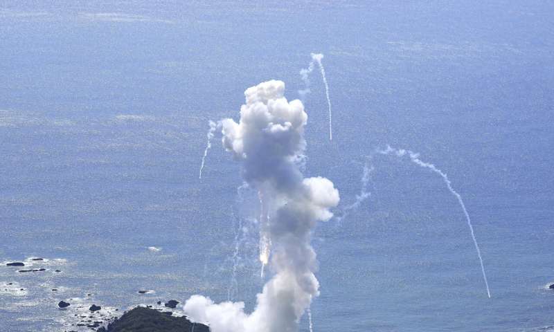 Space One s Kairos Rocket Explodes Moments After Liftoff in Japan