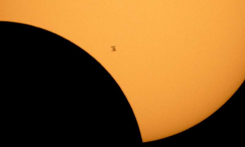 Total Solar Eclipse 2024: Viewing Locations, Safety & Watch Parties