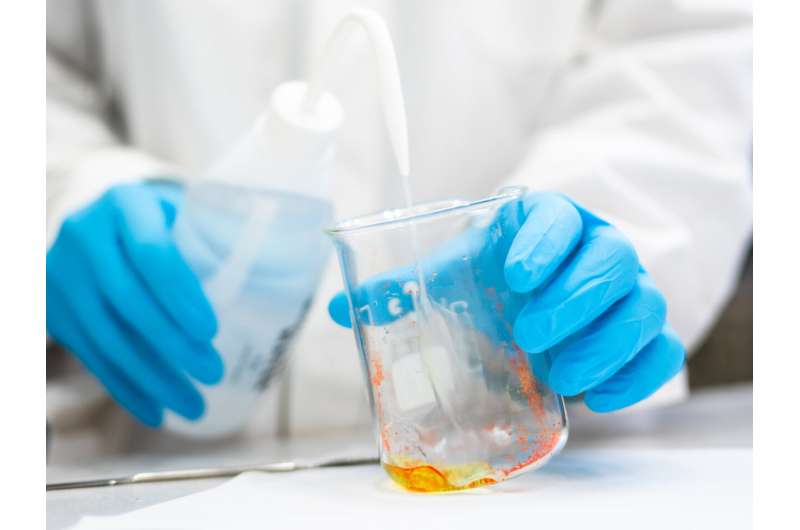 Scientists Create Groundbreaking Single-Atom Gold Sheets