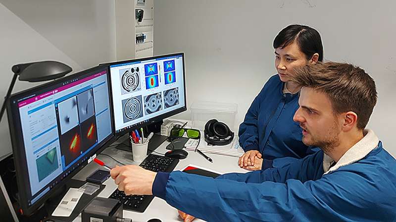 Indium Phosphide Nanocavity Achieves Sub-Wavelength Light Confinement