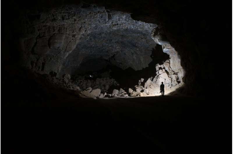 Archaeological Discovery: First Evidence of Human Occupation in Saudi Arabian Lava Tube