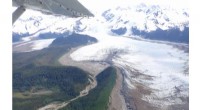 Glacial Microclimates Reveal How Near‑Glacier Ecosystems Respond to Climate Change