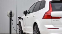 UK Ends £1,500 Subsidy for New Plug‑in Cars, Redirects Support to Other EVs